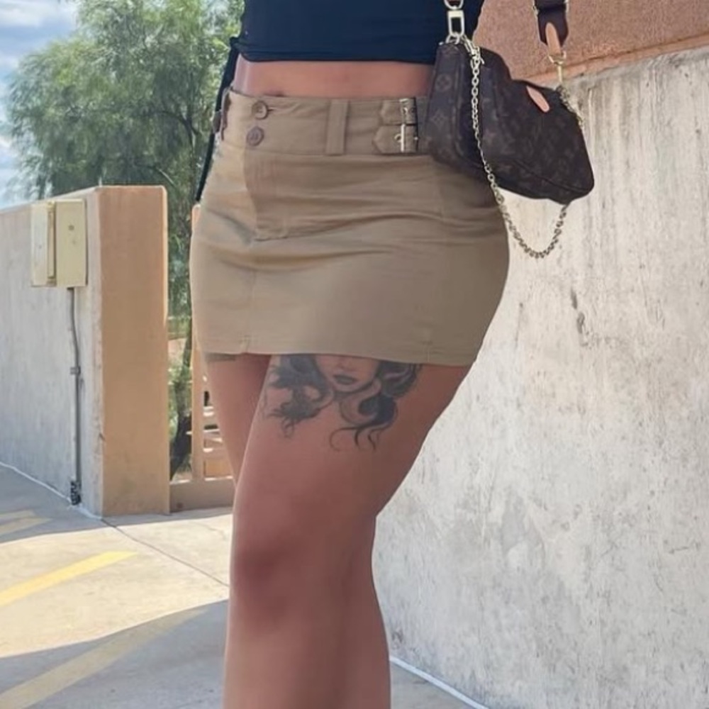 SHEIN mini skirt - Picture 2 of 5